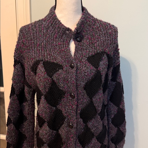 Hand knitted by Giggles if Rotorua Sweater - Picture 2 of 6